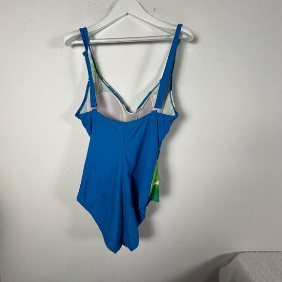 Real Comfort by Chadwick's Tropical Blue Floral Women One-Piece Swimsuit Size 14 - Picture 2 of 10